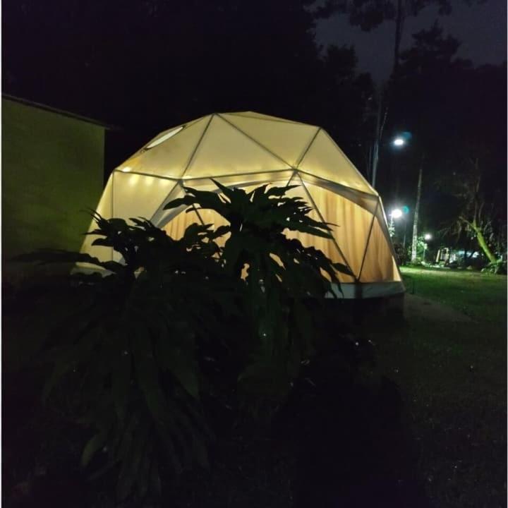 شقة Glamping Naioth Guápiles المظهر الخارجي الصورة